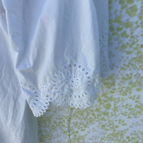 Women’s top - Picture 2 of 5